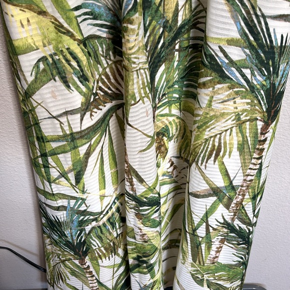 Taylor size 2P leafy green tropical palm leaf print dress with pockets - Picture 5 of 6